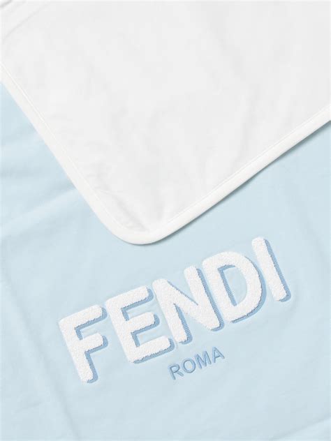 copertina fendi neonato